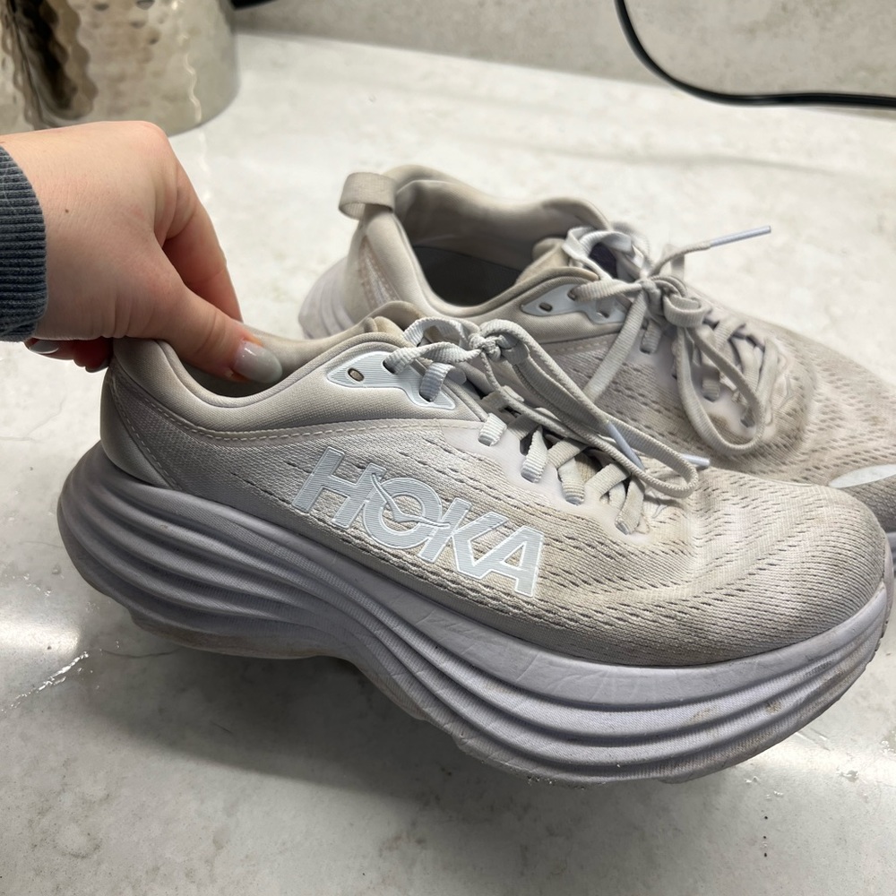 Hoka Bondi 8’s